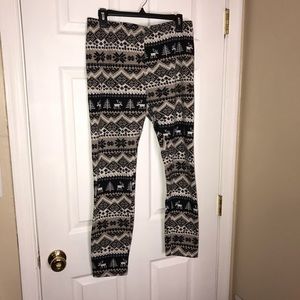 No Boundaries Nordic Deer Sweater Leggings 🦌